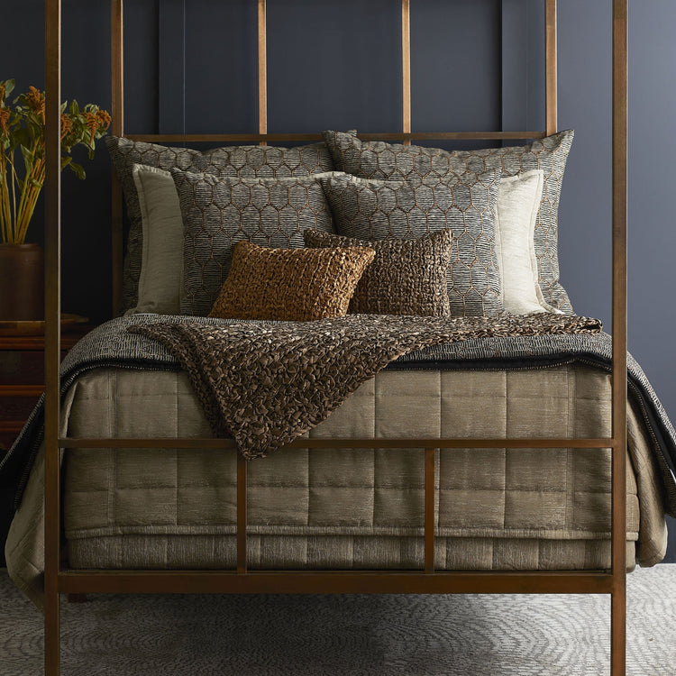 Inro Pillow