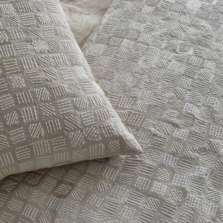 Qasaba Pillow