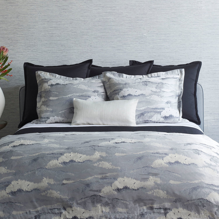 Linea Coverlet Set - Black