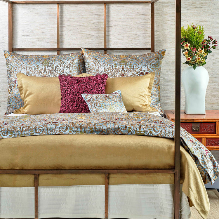 Ribbon Knit Pillow