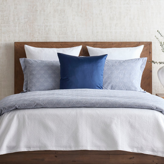 YSETDVCRK-IND YSETDVCRQ-IND 