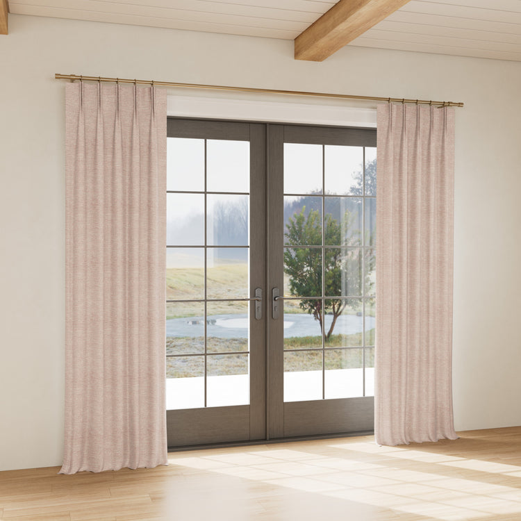 Custom curtain in Screen Rose