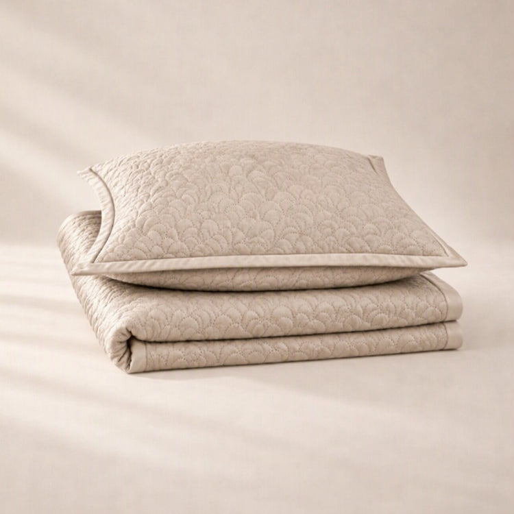 Shells Coverlet Set - Pumice