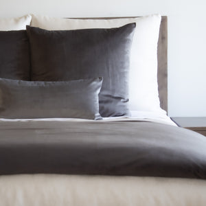 Duchess Velvet Throw