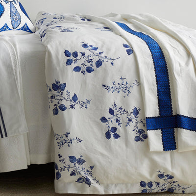 Isnik Throw